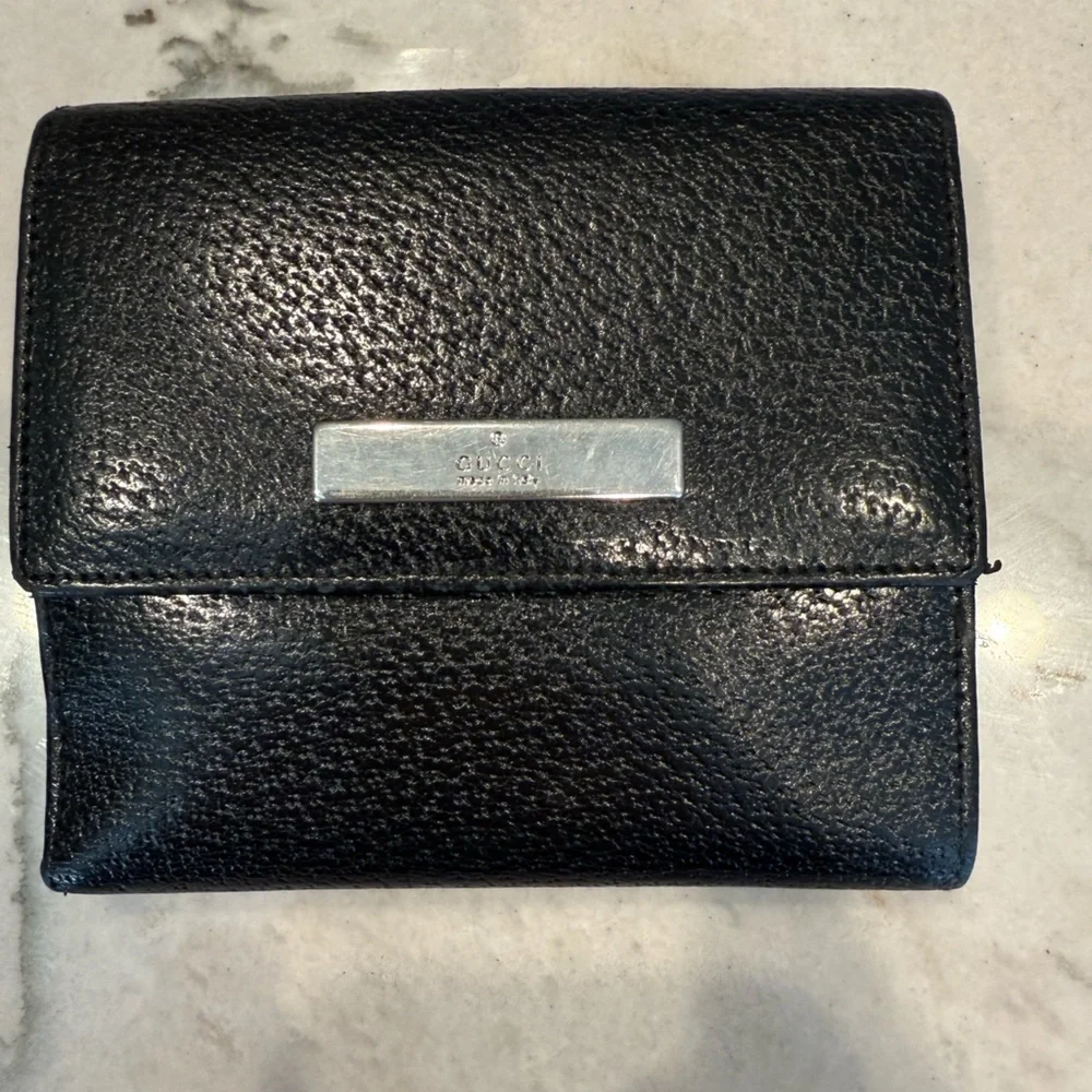 Gucci Black Compact Bifold Leather Wallet Silver Hardware - Picture 9 of 16